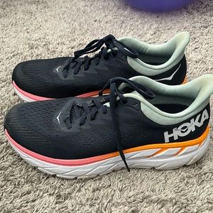 Size 10 Hokas- great condition!